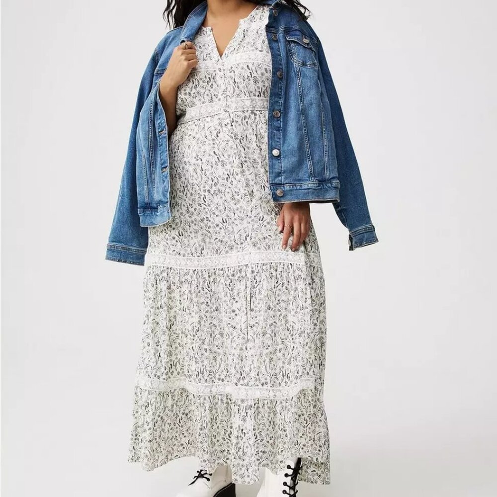 NWT Torrid Flutter Sleeve Maxi Dress
